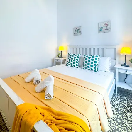 Lägenhet Gaudi By Hello Homes *