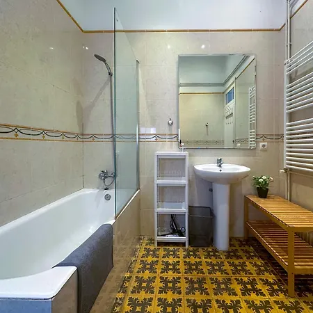 Gaudi By Hello Homes
